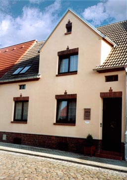 Haus in der Vorderansicht
